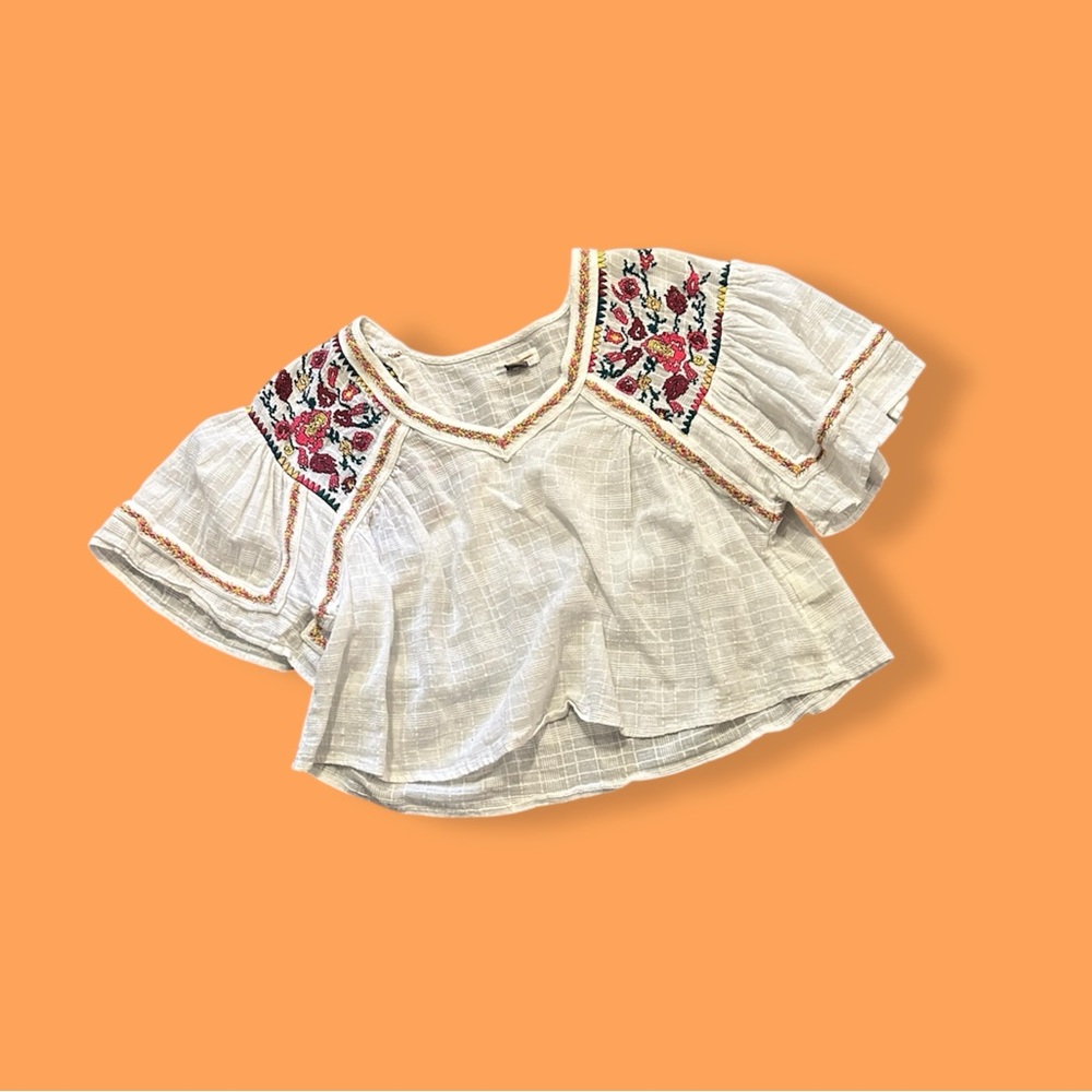 Anthropologie White Embroidered Peasant Blouse with Pink and Red Floral Accents